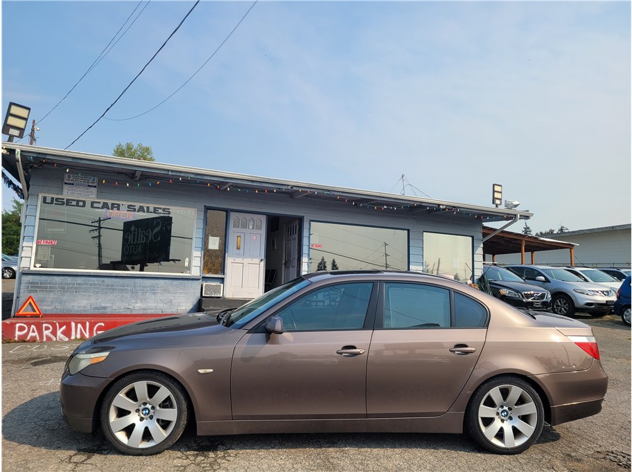 2004 BMW 5 Series Series 530i Sedan 4D