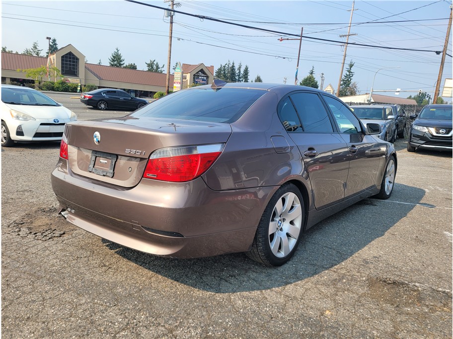 2004 BMW 5 Series Series 530i Sedan 4D