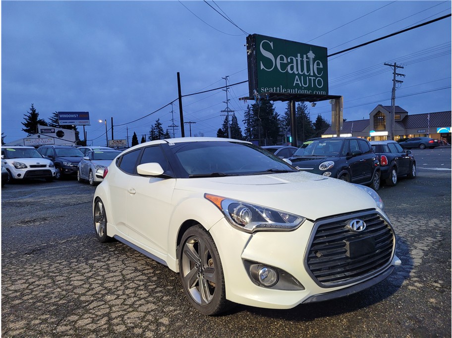 2015 Hyundai Veloster Turbo R-Spec Coupe 3D