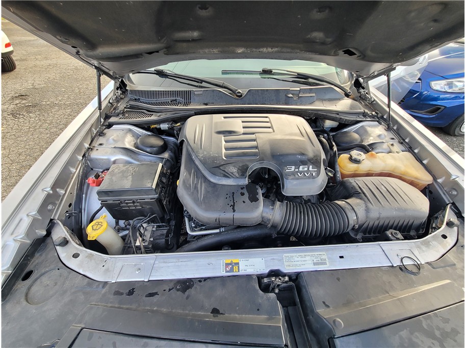 2014 Dodge Challenger SXT Coupe 2D