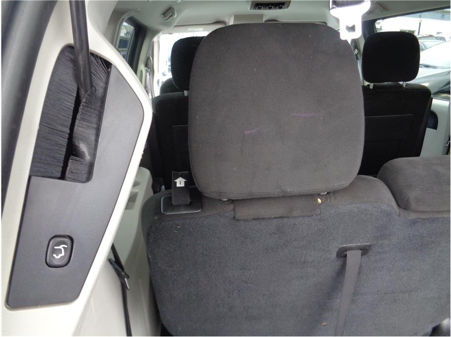 2016 Dodge Grand Caravan Passenger SXT Minivan 4D