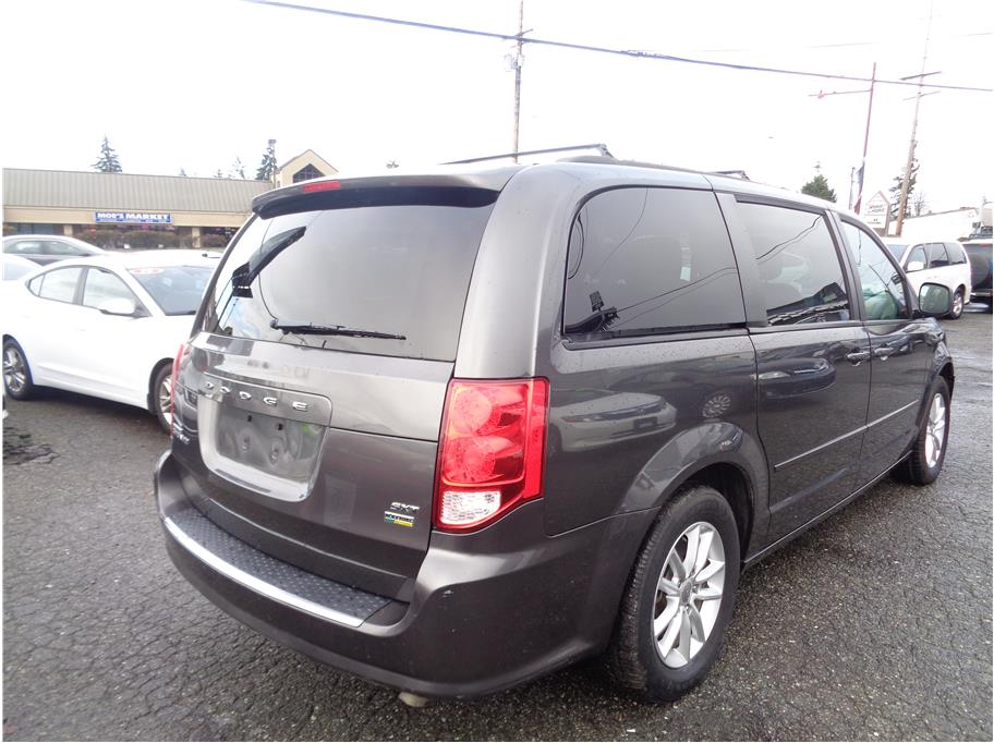 2016 Dodge Grand Caravan Passenger SXT Minivan 4D