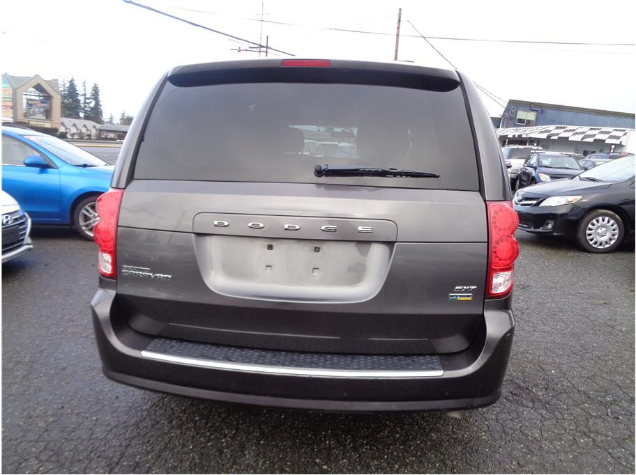 2016 Dodge Grand Caravan Passenger SXT Minivan 4D