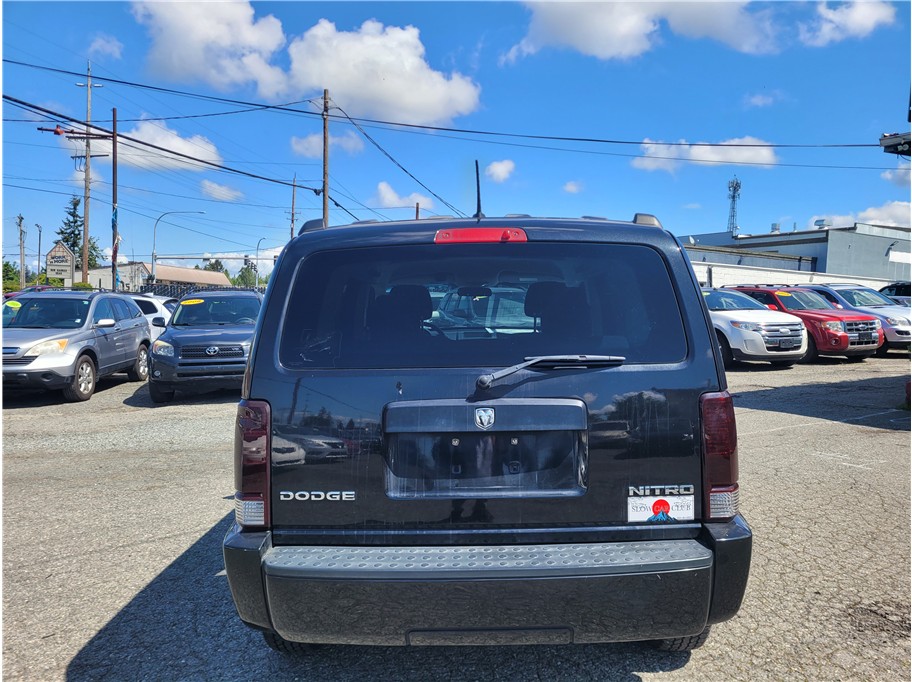 2010 Dodge Nitro SE Sport Utility 4D
