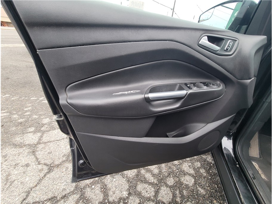 2015 Ford Escape SE Sport Utility 4D