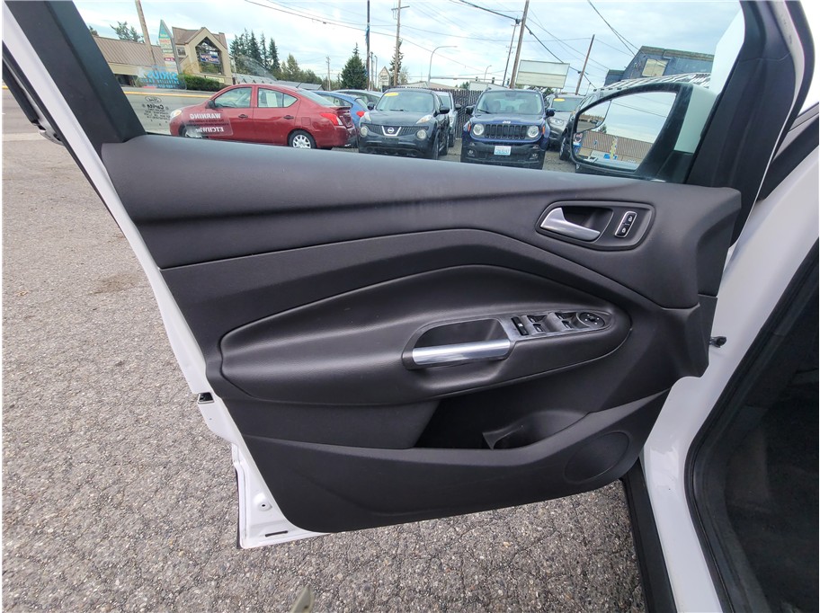 2014 Ford Escape SE Sport Utility 4D