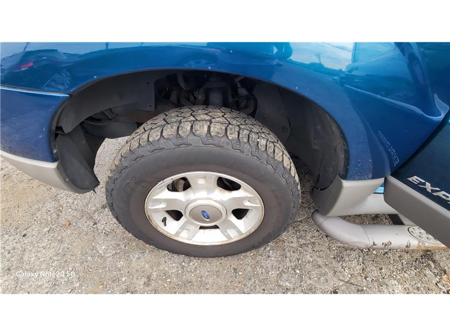 2002 Ford Explorer Sport Utility 2D