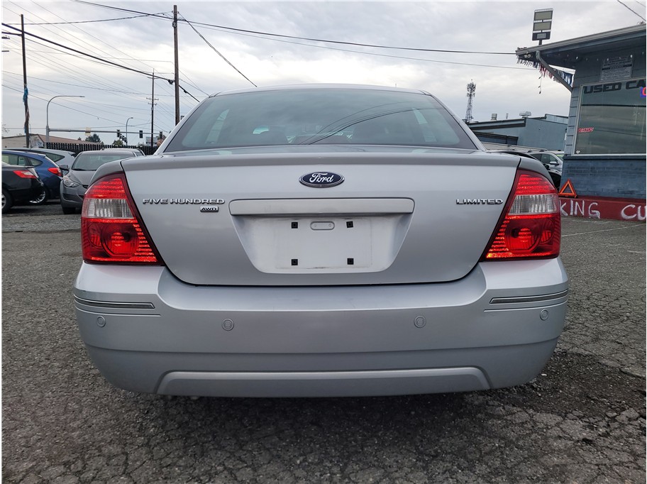 2005 Ford Five Hundred Limited Sedan 4D