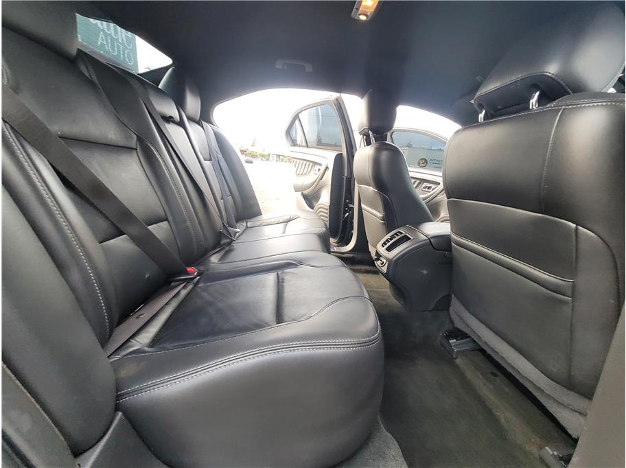 2016 Ford Taurus SEL Sedan 4D