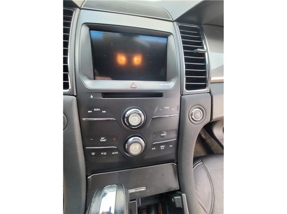 2016 Ford Taurus SEL Sedan 4D