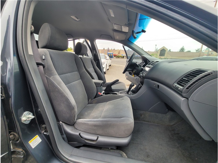 2005 Honda Accord LX Sedan 4D