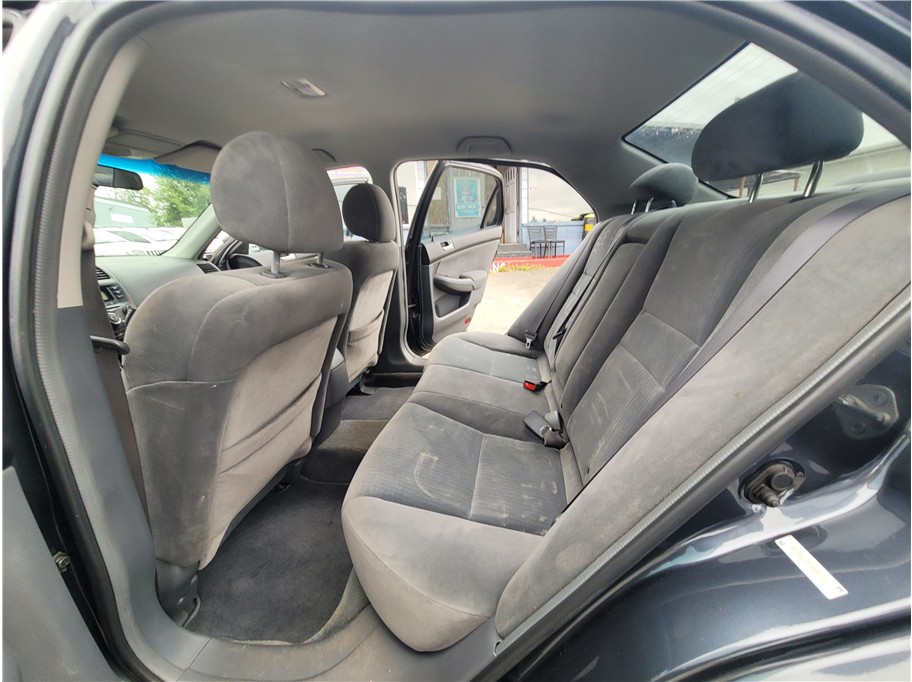 2005 Honda Accord LX Sedan 4D