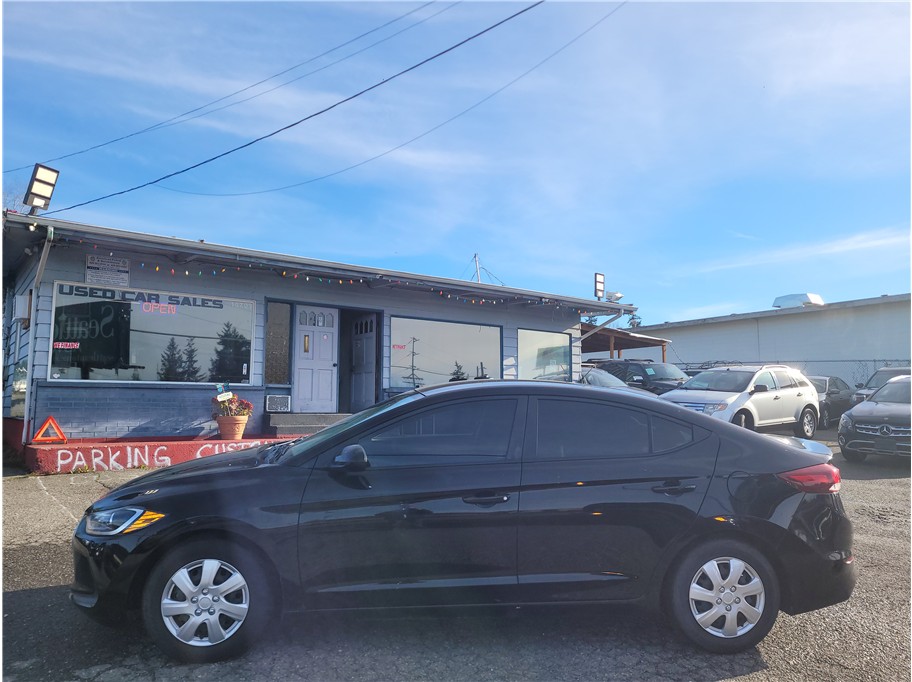 2018 Hyundai Elantra SE Sedan 4D
