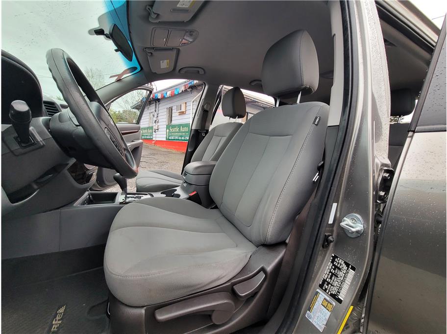 2012 Hyundai Santa Fe GLS Sport Utility 4D