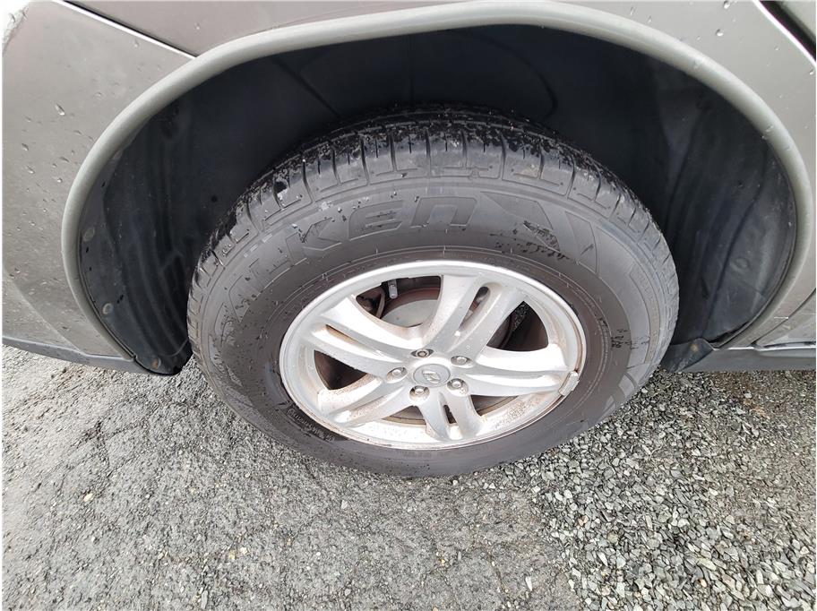 2012 Hyundai Santa Fe GLS Sport Utility 4D