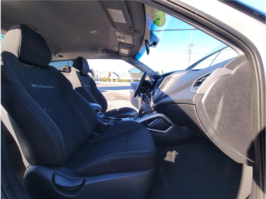 2016 Hyundai Veloster Coupe 3D