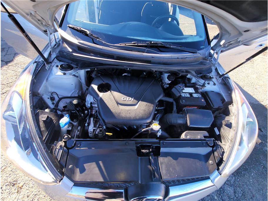 2016 Hyundai Veloster Coupe 3D