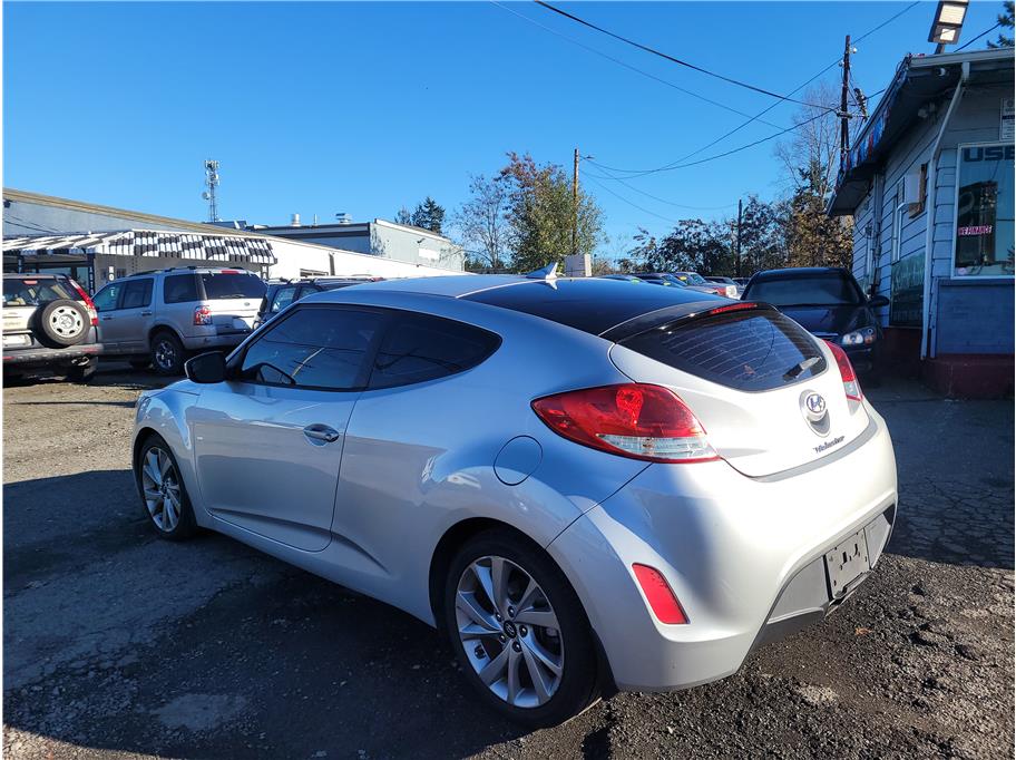 2016 Hyundai Veloster Coupe 3D