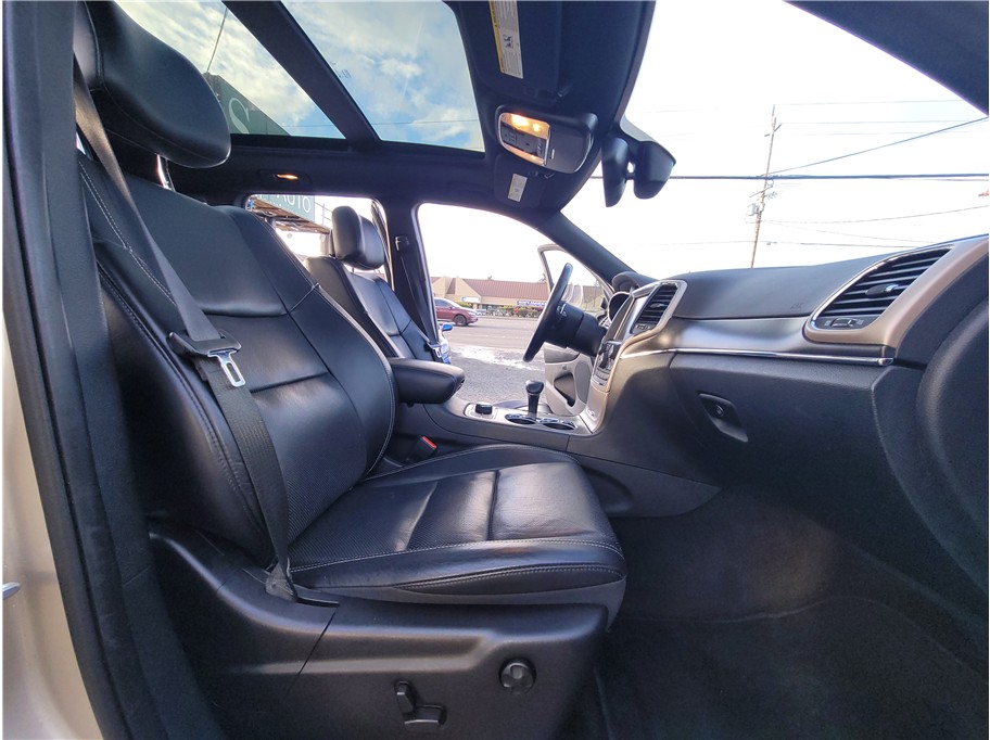 2015 Jeep Grand Cherokee Cherokee Limited Sport Utility 4D