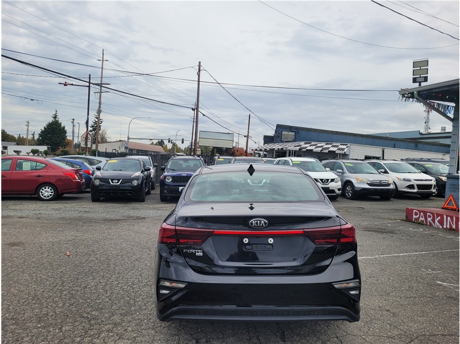 2019 Kia Forte FE Sedan 4D