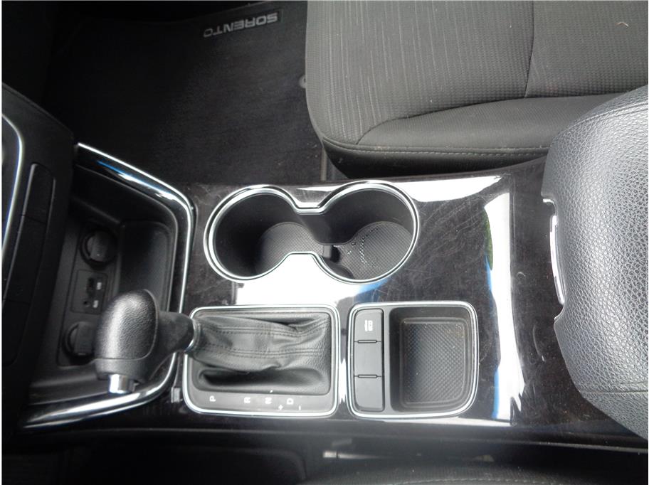 2015 Kia Sorento LX Sport Utility 4D