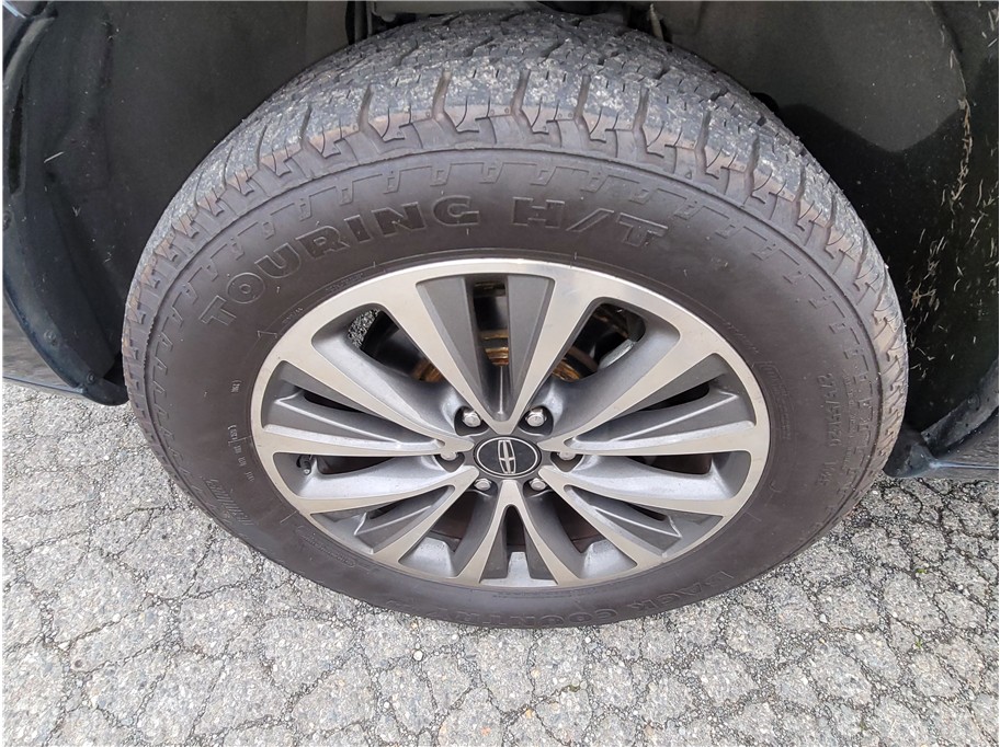 2016 Lincoln Navigator L Select Sport Utility 4D