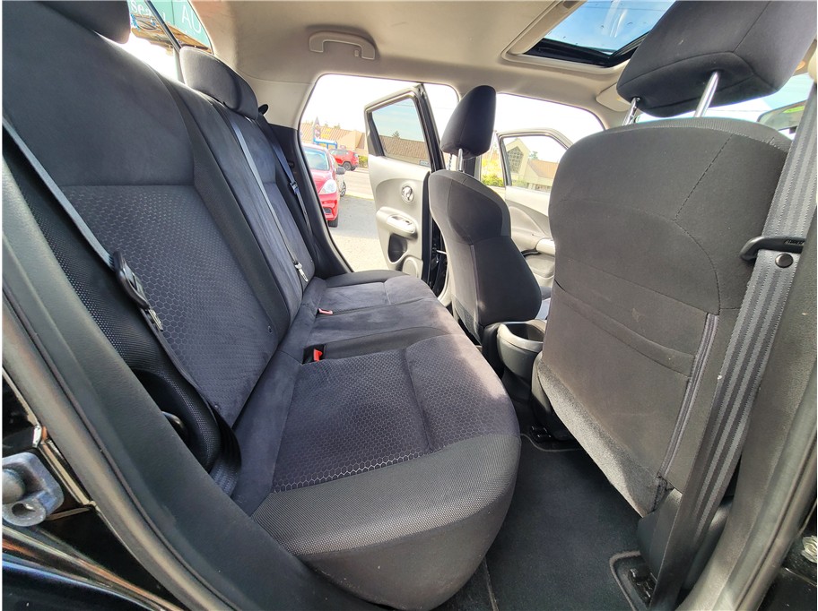 2012 Nissan JUKE SV Sport Utility 4D