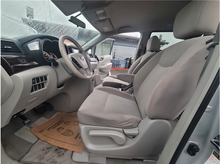 2016 Nissan Quest SV Minivan 4D