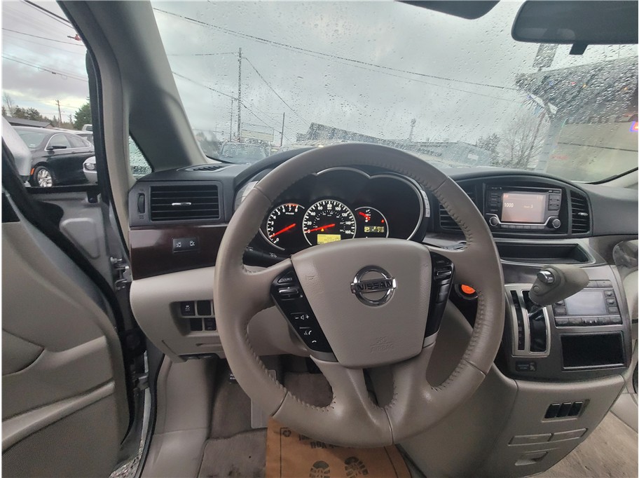 2016 Nissan Quest SV Minivan 4D