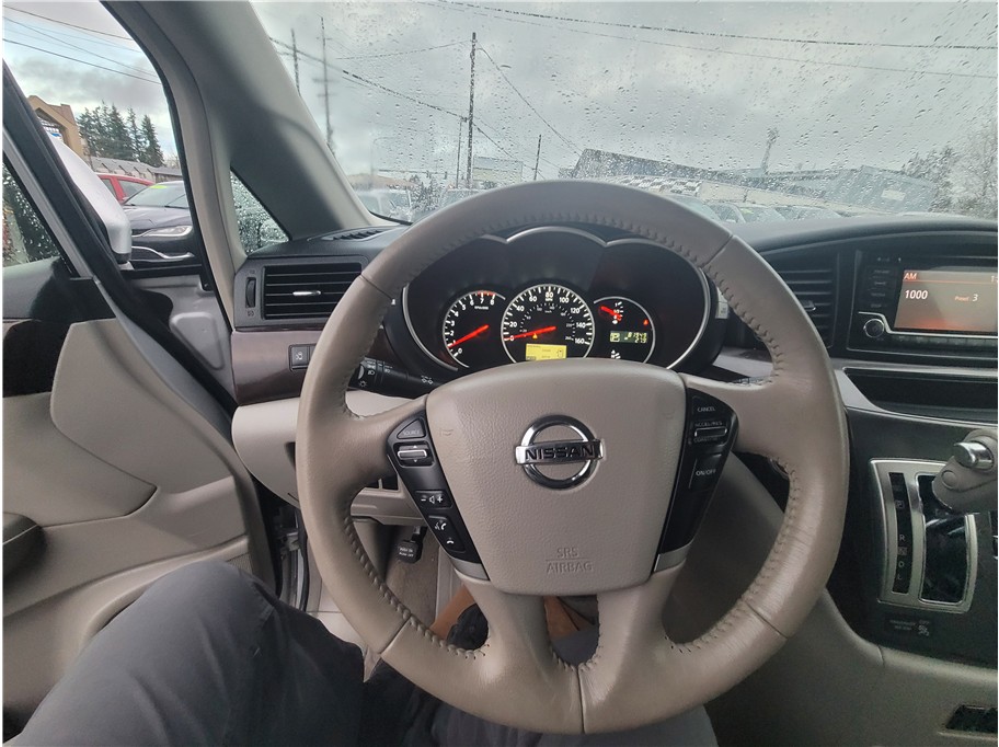 2016 Nissan Quest SV Minivan 4D