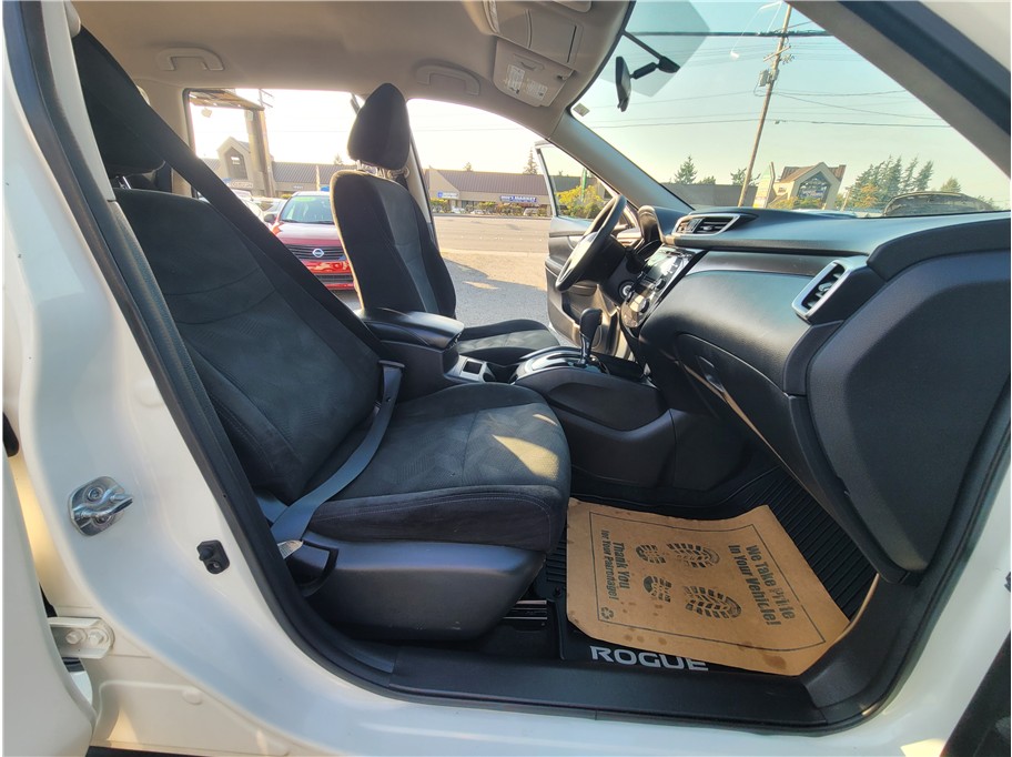 2016 Nissan Rogue S Sport Utility 4D