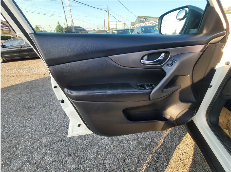 2016 Nissan Rogue S Sport Utility 4D