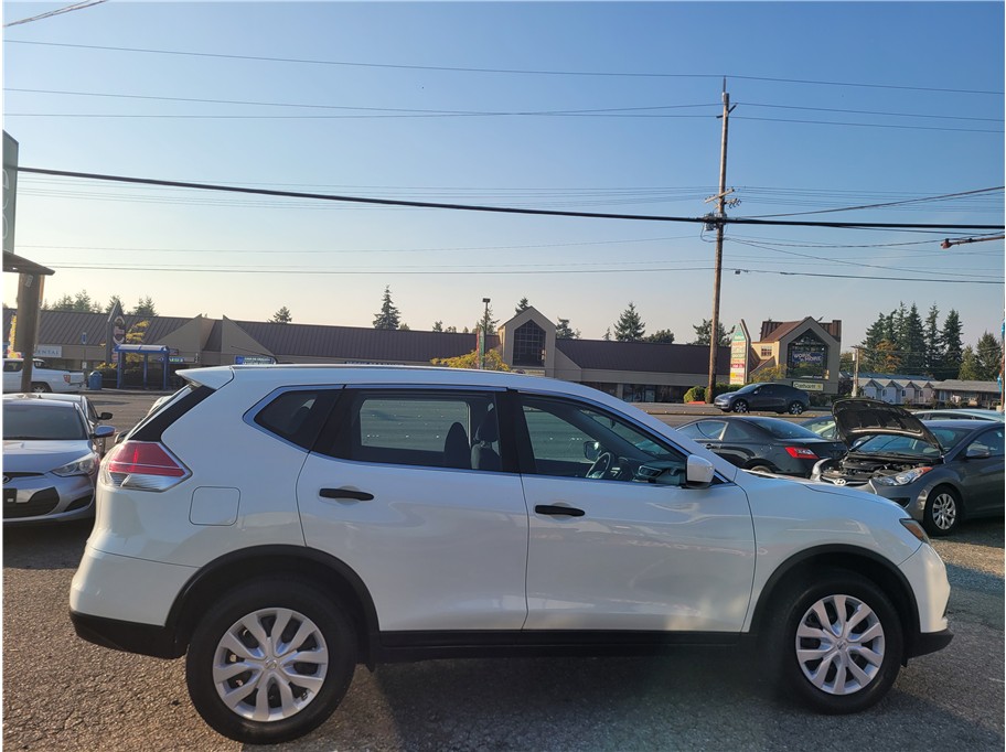 2016 Nissan Rogue S Sport Utility 4D
