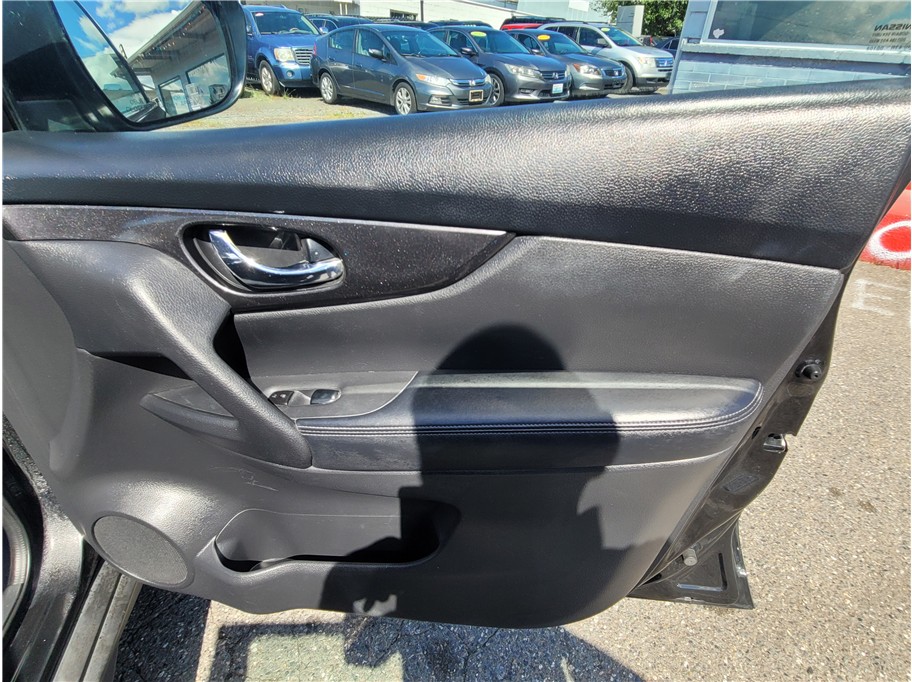 2017 Nissan Rogue S Sport Utility 4D