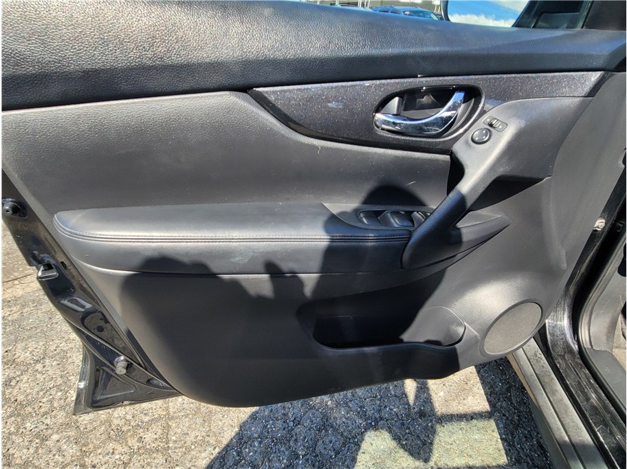 2017 Nissan Rogue S Sport Utility 4D