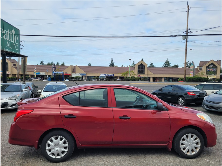 2013 Nissan Versa S Plus Sedan 4D