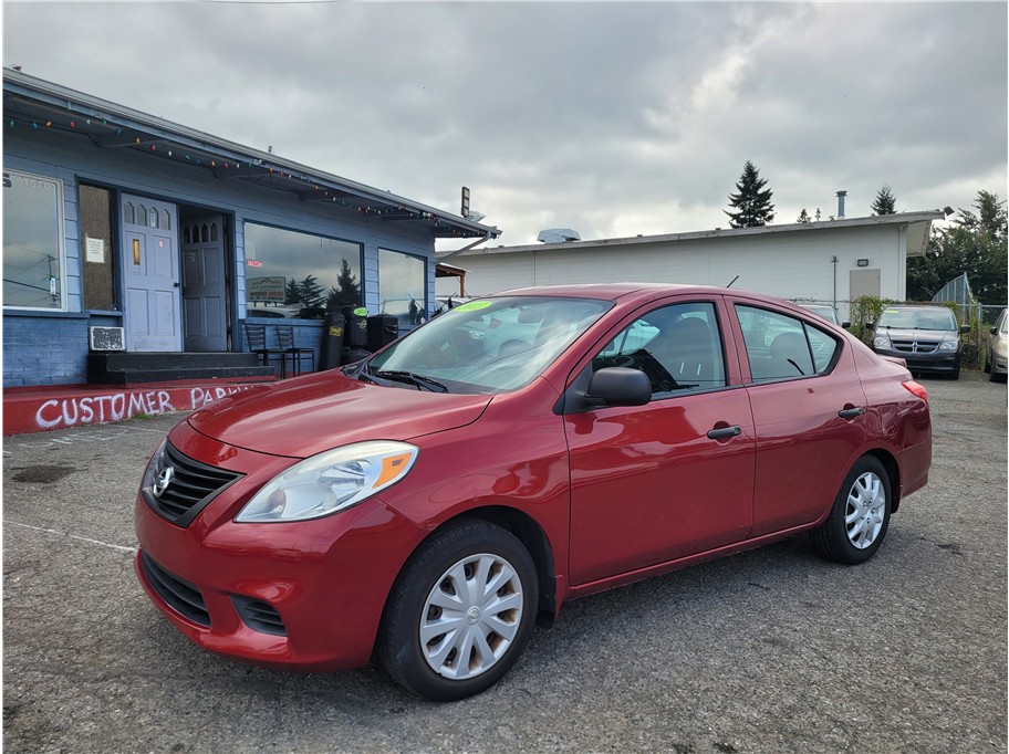 2013 Nissan Versa S Plus Sedan 4D
