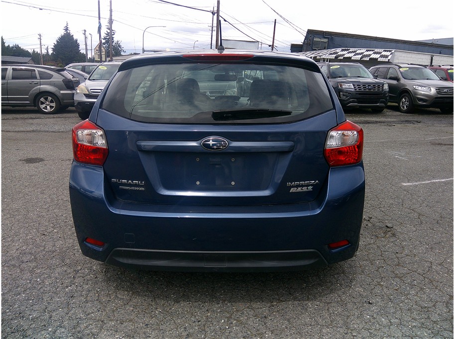 2013 Subaru Impreza 2.0i Premium Wagon 4D