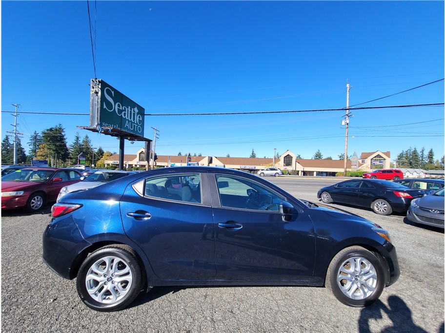 2017 Toyota Yaris iA Sedan 4D