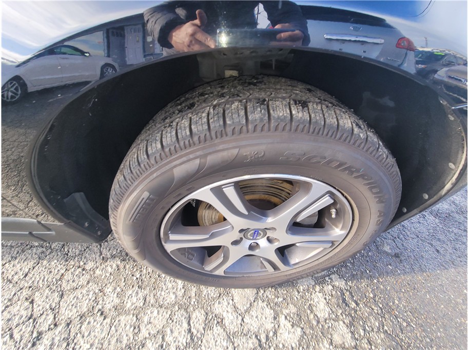 2013 Volvo XC60 T6 Sport Utility 4D