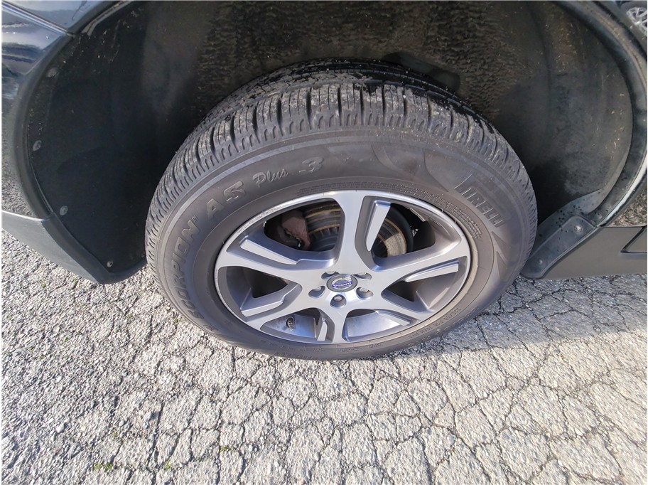 2013 Volvo XC60 T6 Sport Utility 4D