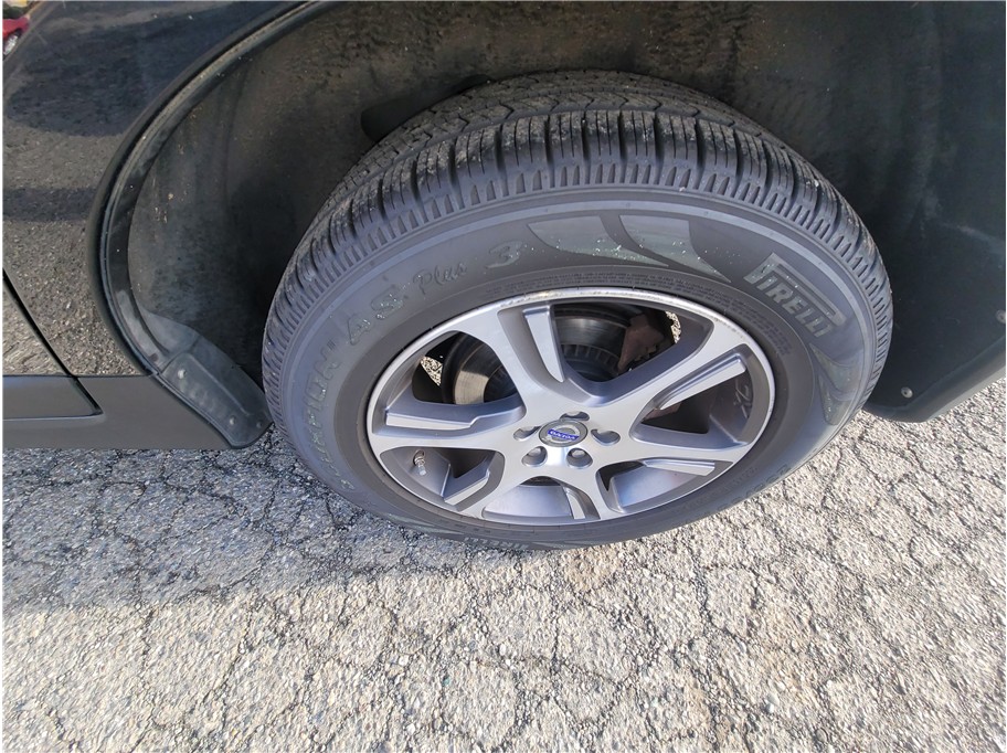 2013 Volvo XC60 T6 Sport Utility 4D